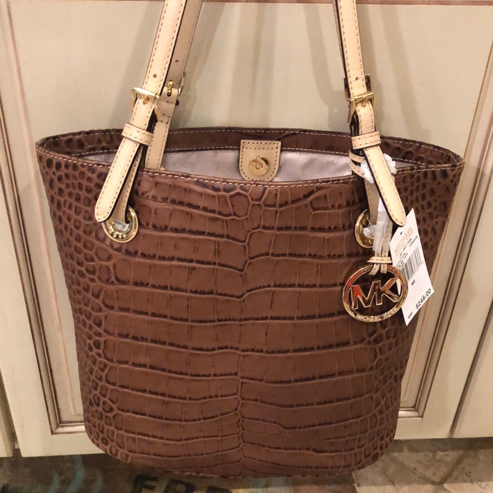 Michael Kors Brown Leather Shoulder Bag